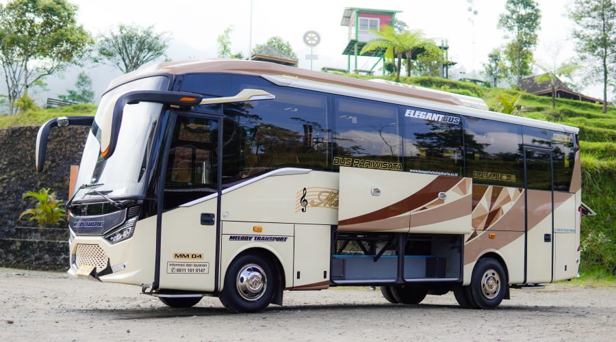 Medium Bus SR3 Ultimate Luxury 18 Seats Legrest - Nyaman & Eksklusif
